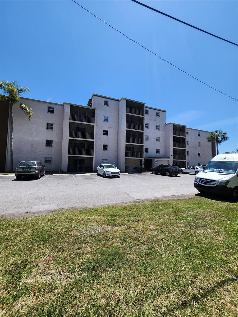 5541 BAY BLVD #403, PORT RICHEY, FL, 34668