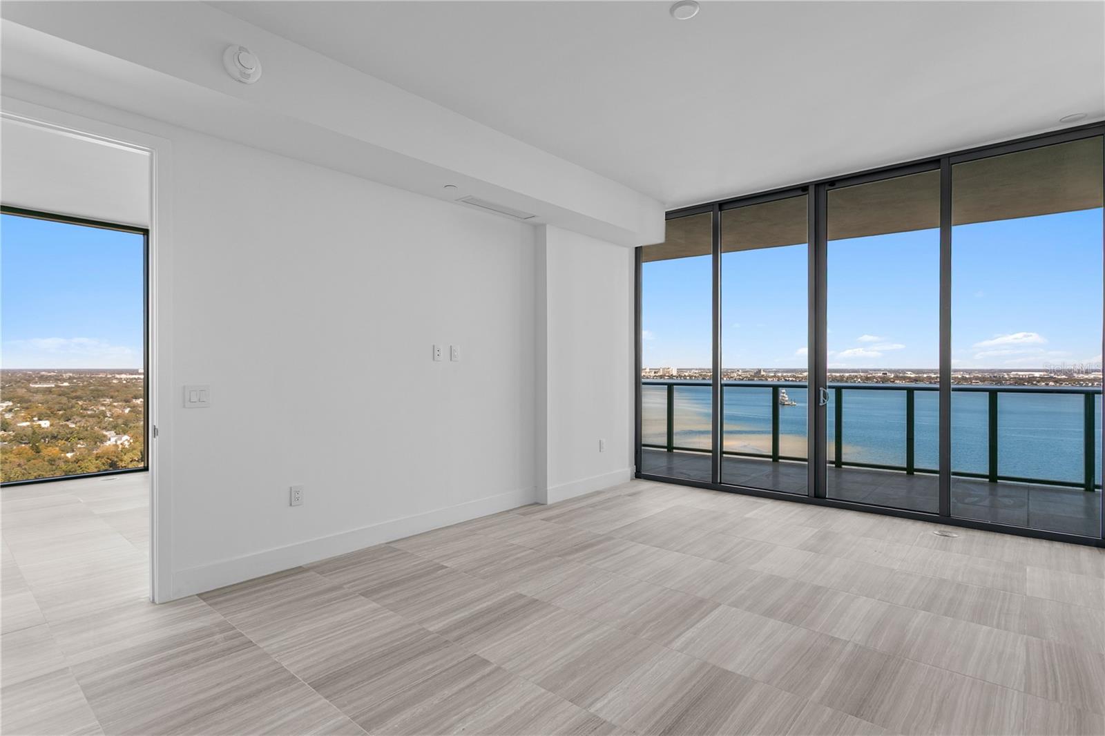 3015 S YSABELLA AVE #2301, TAMPA, FL, 33629