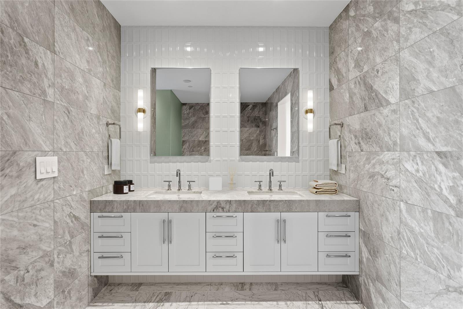 3015 S YSABELLA AVE #2301, TAMPA, FL, 33629