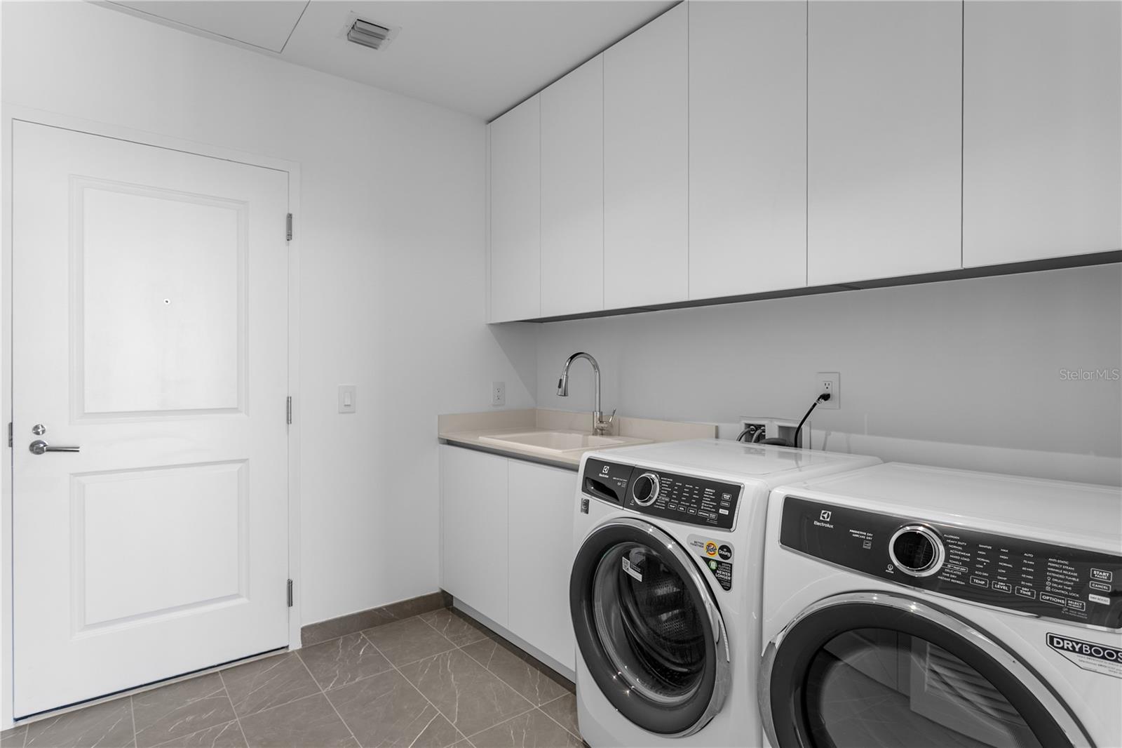 3015 S YSABELLA AVE #2301, TAMPA, FL, 33629