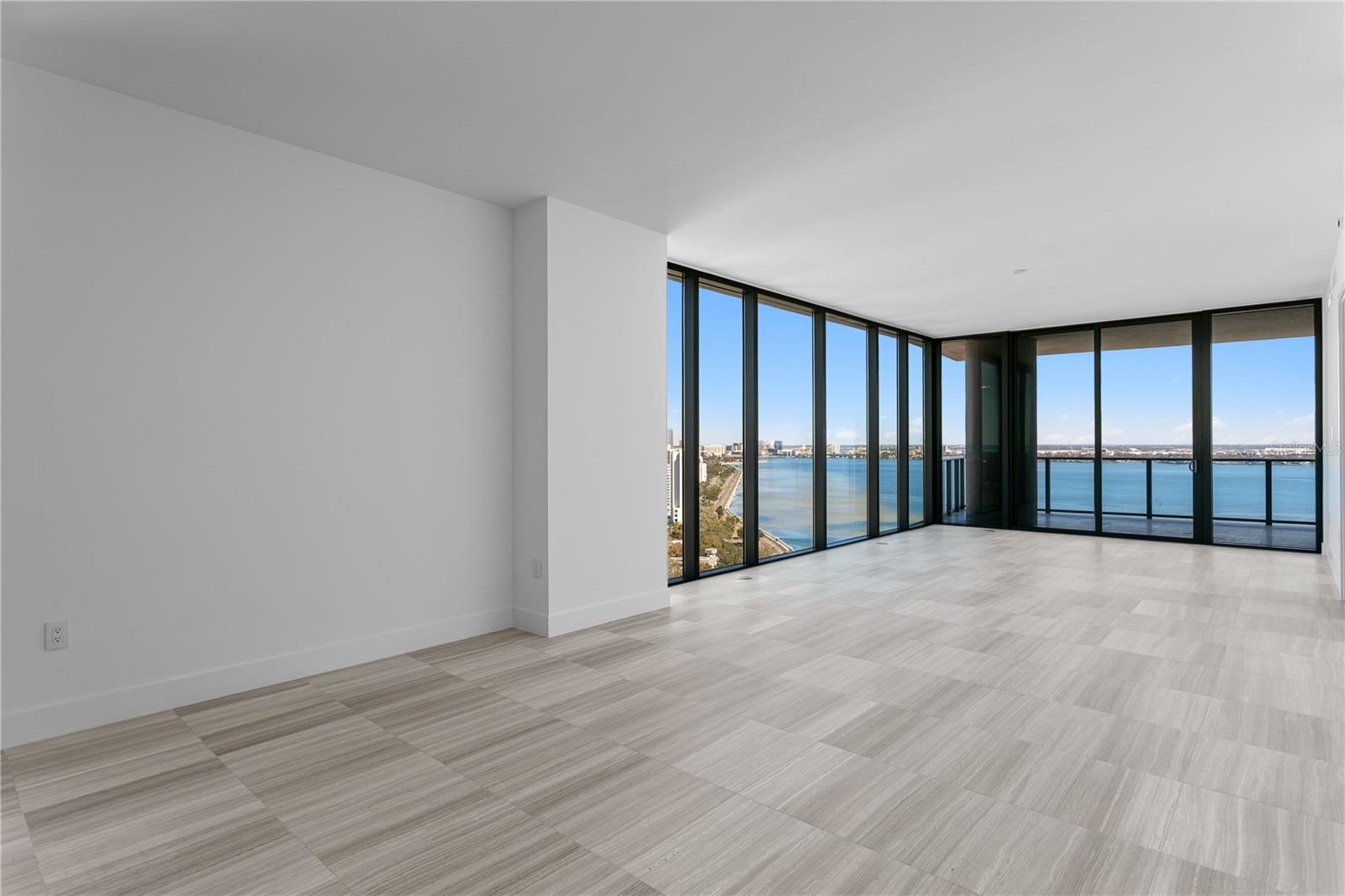 3015 S YSABELLA AVE #2301, TAMPA, FL, 33629