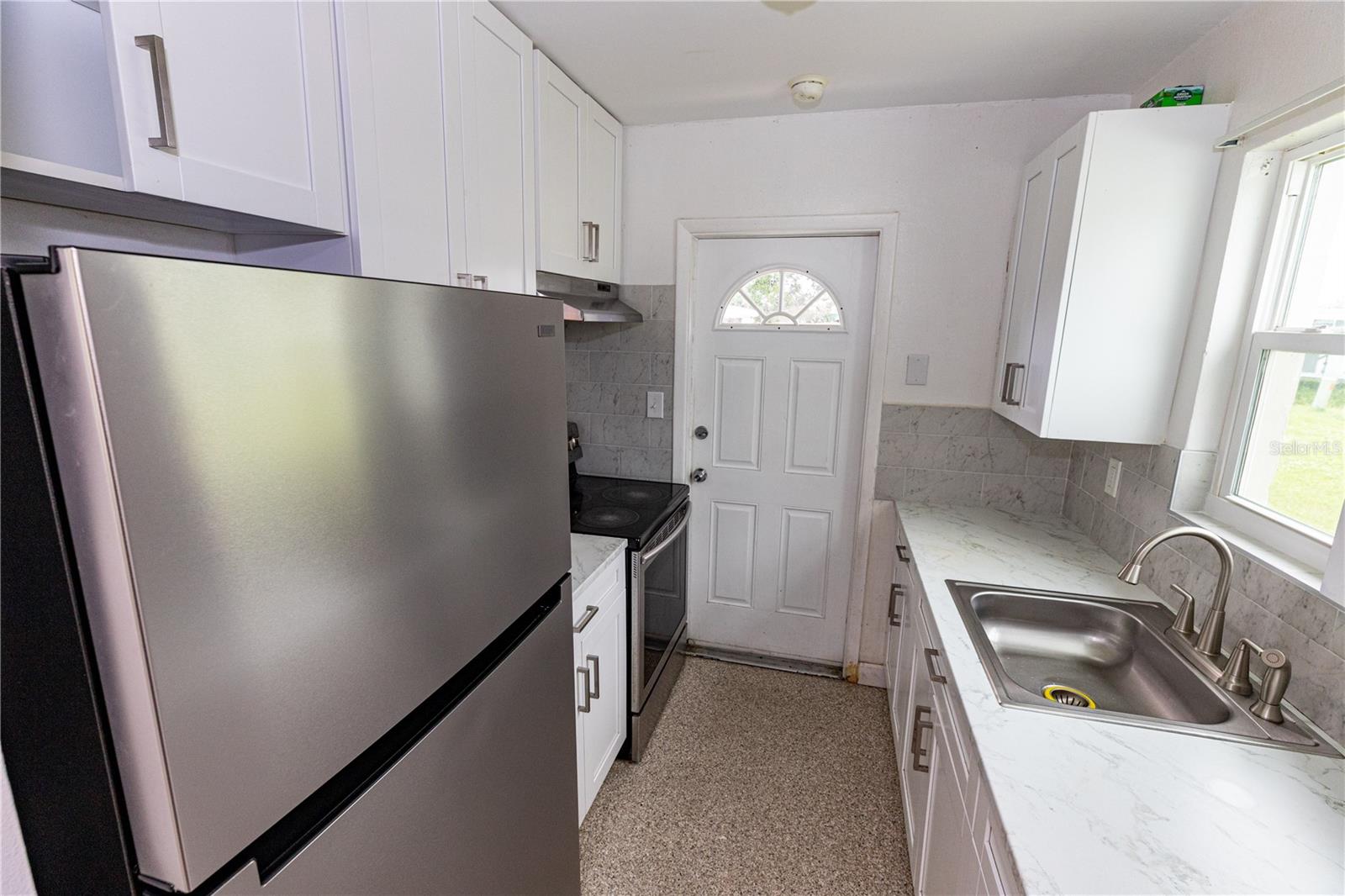 21043 BERSELL AVE, PORT CHARLOTTE, FL, 33952