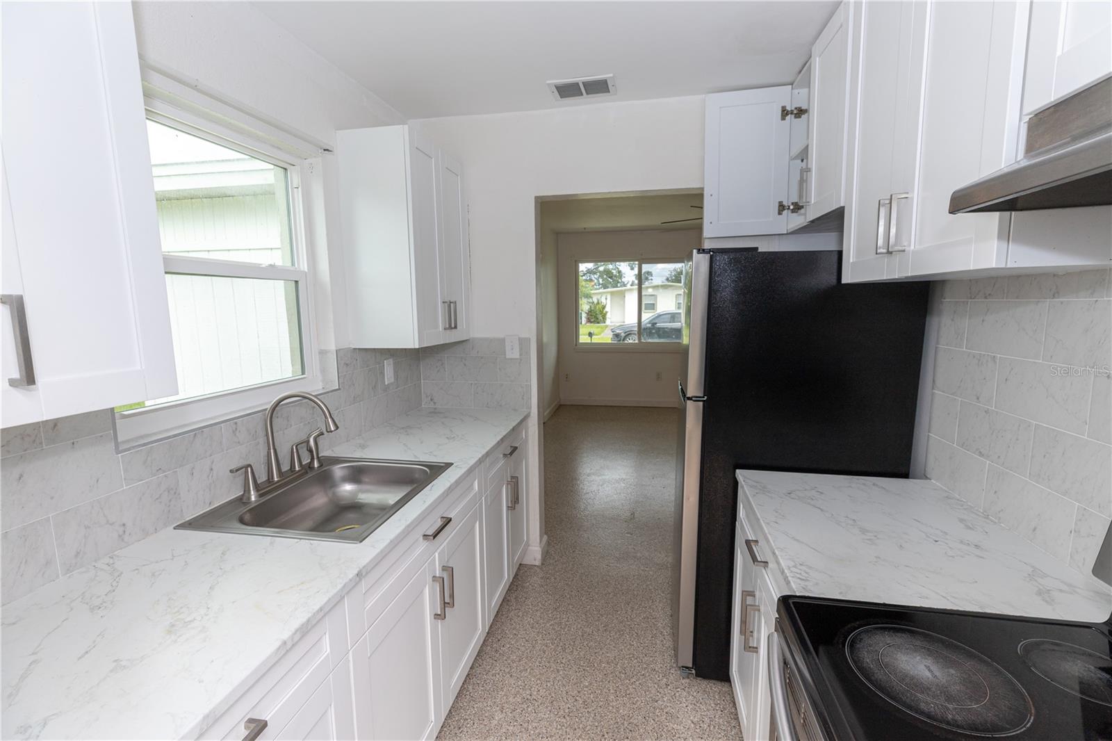 21043 BERSELL AVE, PORT CHARLOTTE, FL, 33952