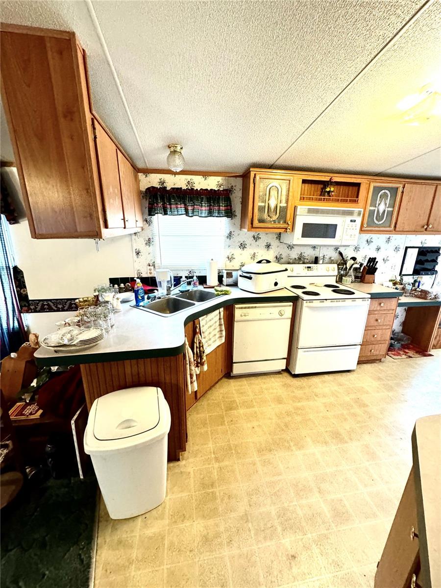 112 PINE TREE DR, LAKE PLACID, FL, 33852