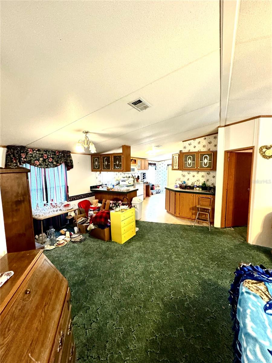 112 PINE TREE DR, LAKE PLACID, FL, 33852