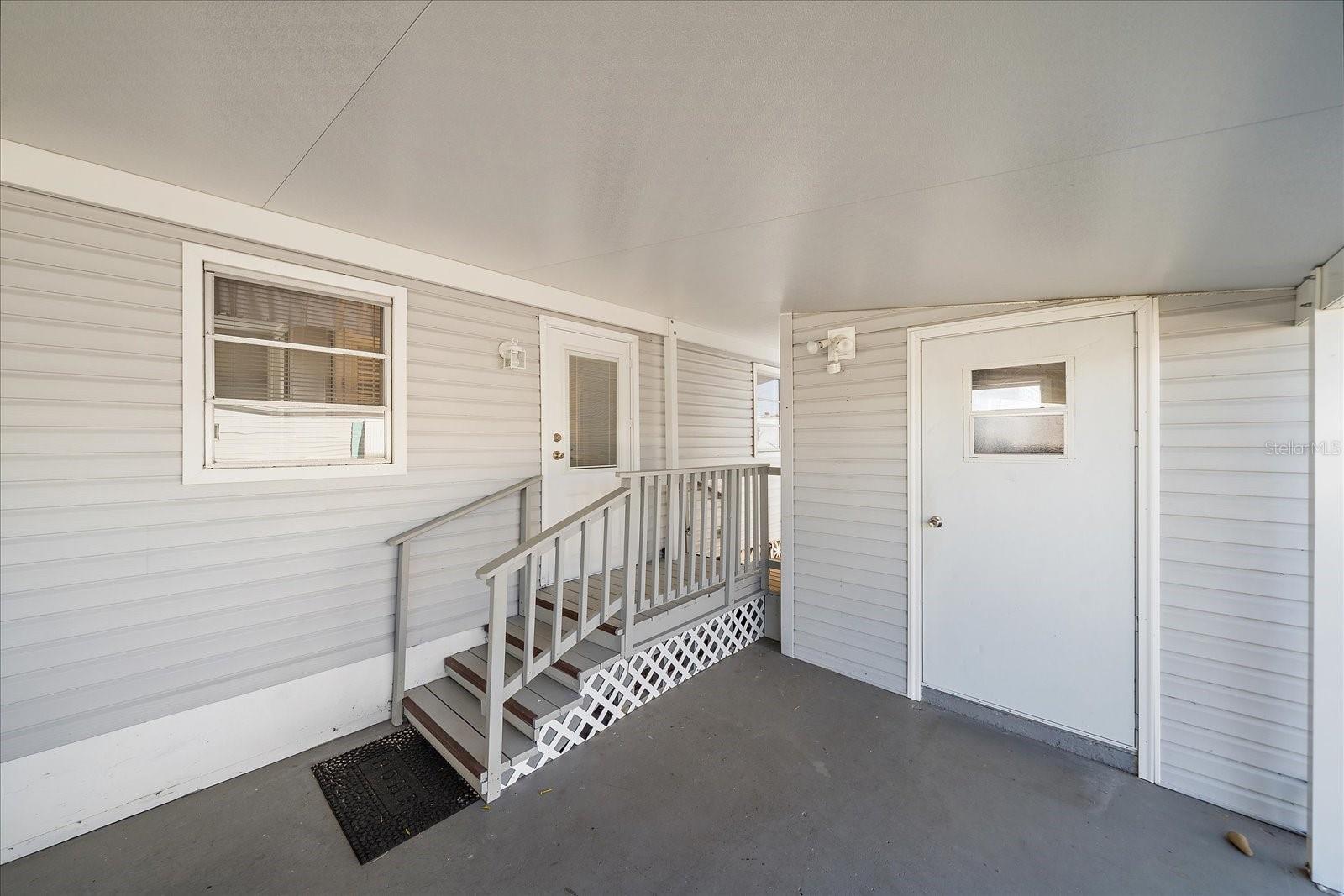 84 DEL RIO DR, PALMETTO, FL, 34221