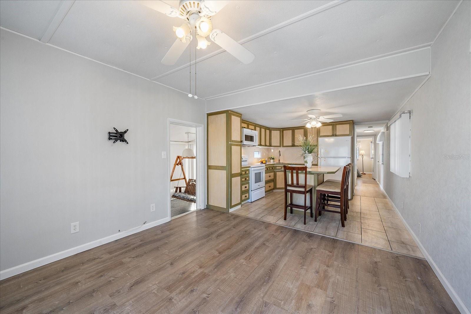 84 DEL RIO DR, PALMETTO, FL, 34221