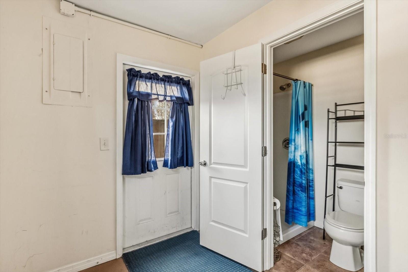 703 & 705 CLEVELAND AVE, WILDWOOD, FL, 34785