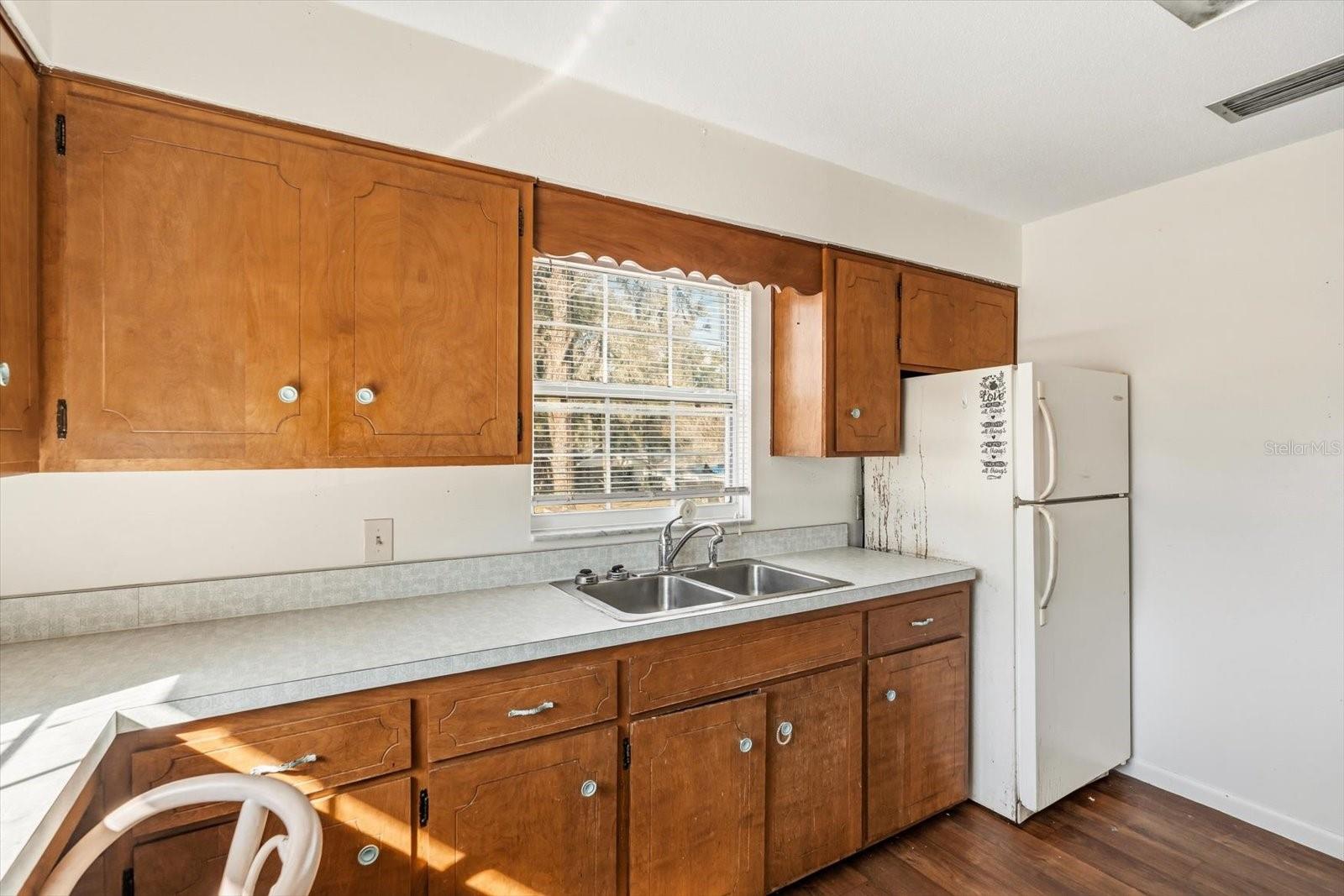 703 & 705 CLEVELAND AVE, WILDWOOD, FL, 34785