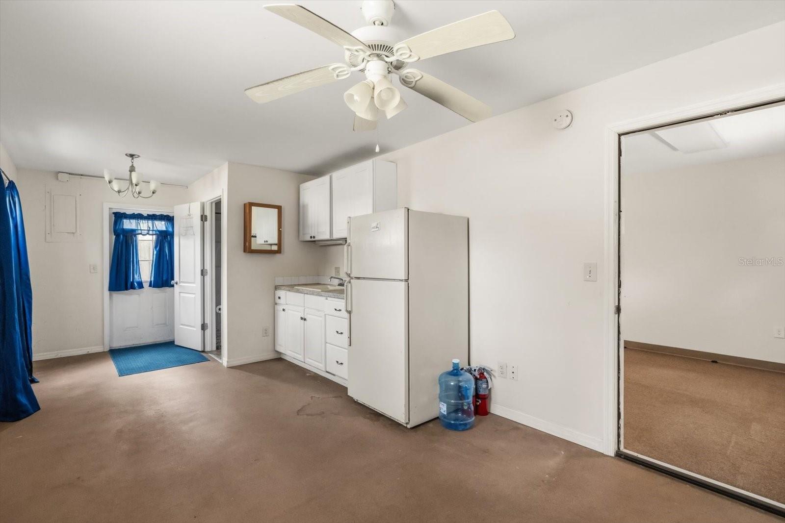 703 & 705 CLEVELAND AVE, WILDWOOD, FL, 34785