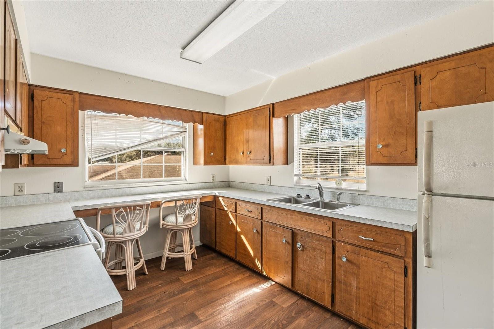 703 & 705 CLEVELAND AVE, WILDWOOD, FL, 34785