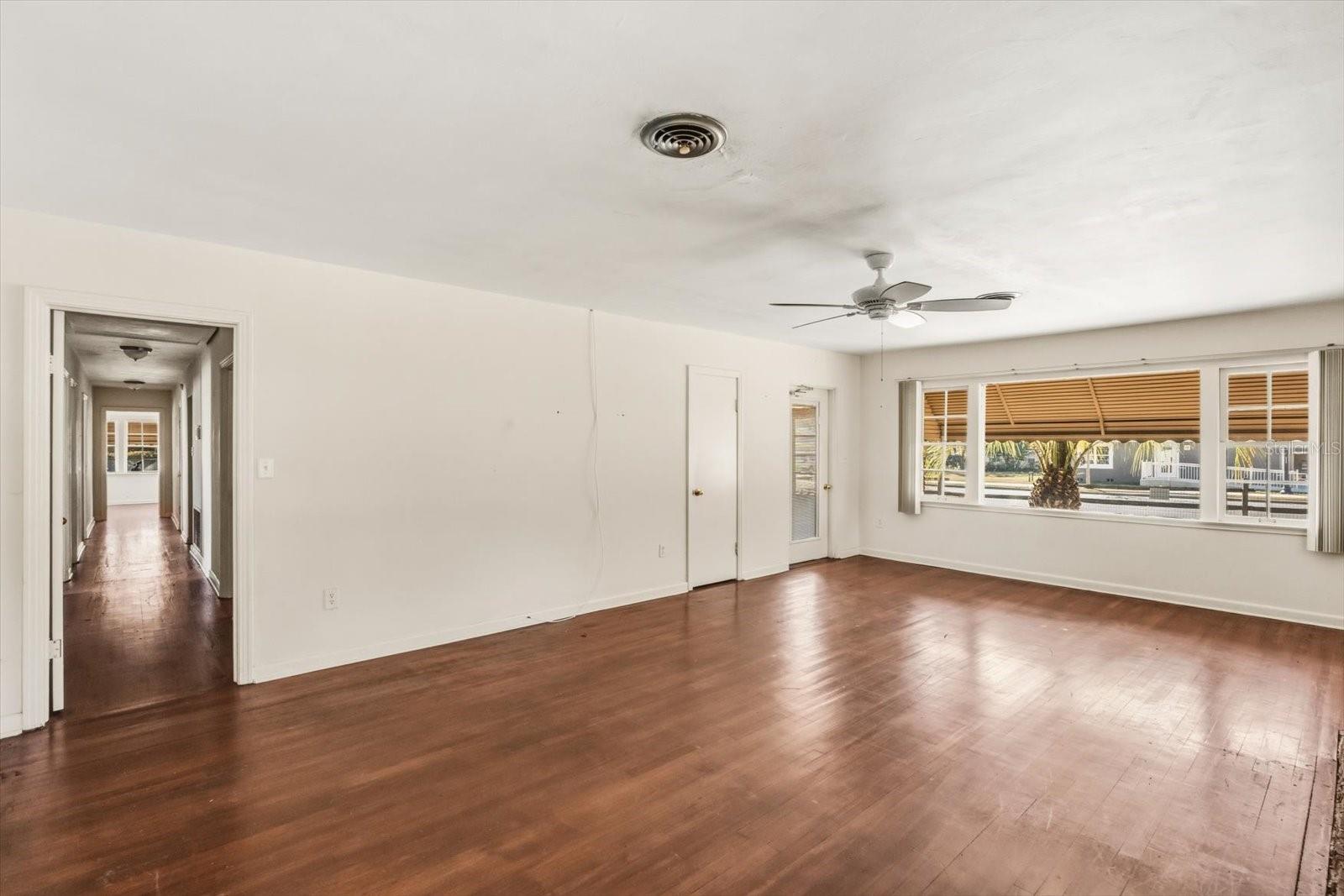 703 & 705 CLEVELAND AVE, WILDWOOD, FL, 34785