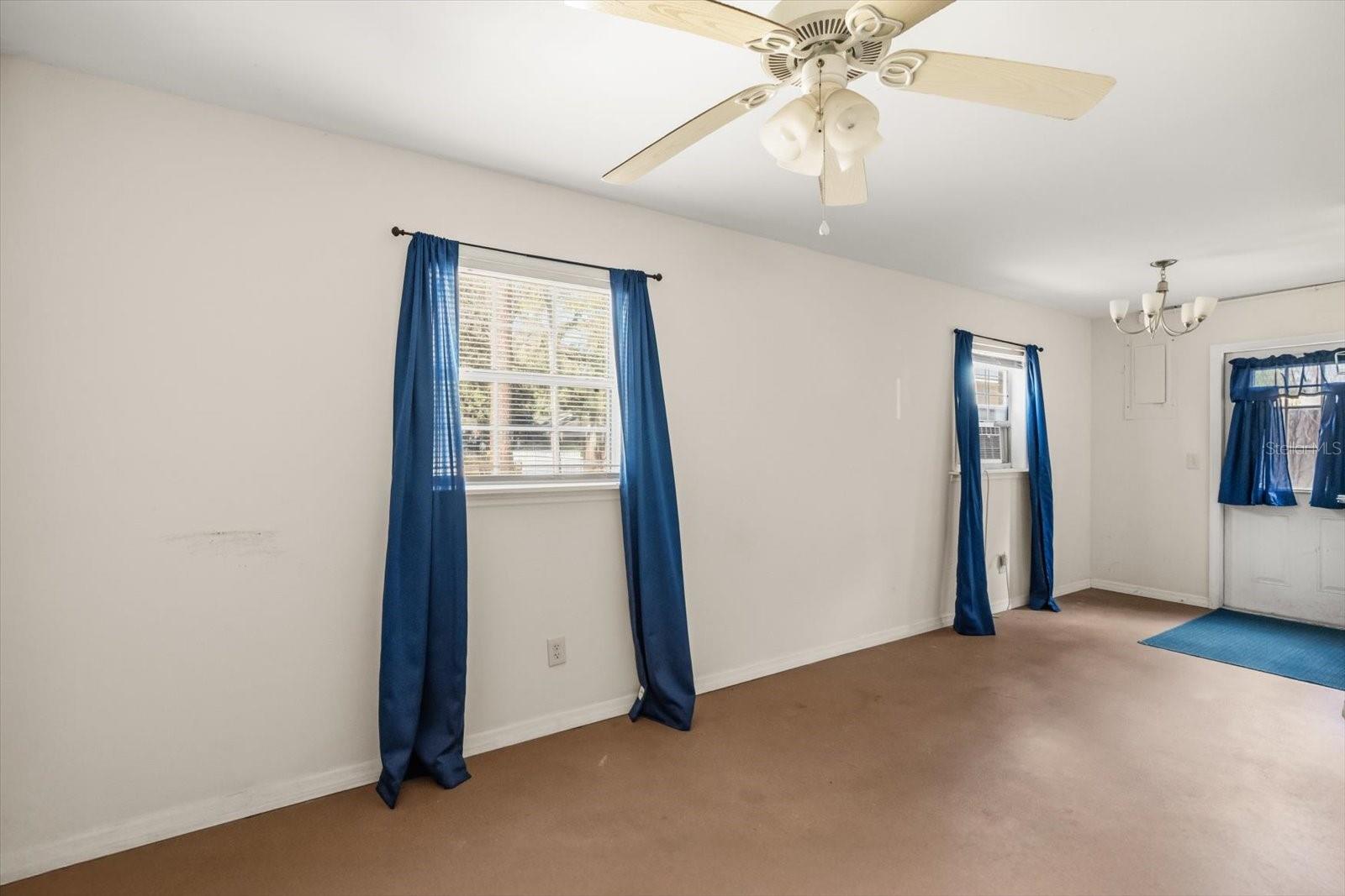 703 & 705 CLEVELAND AVE, WILDWOOD, FL, 34785