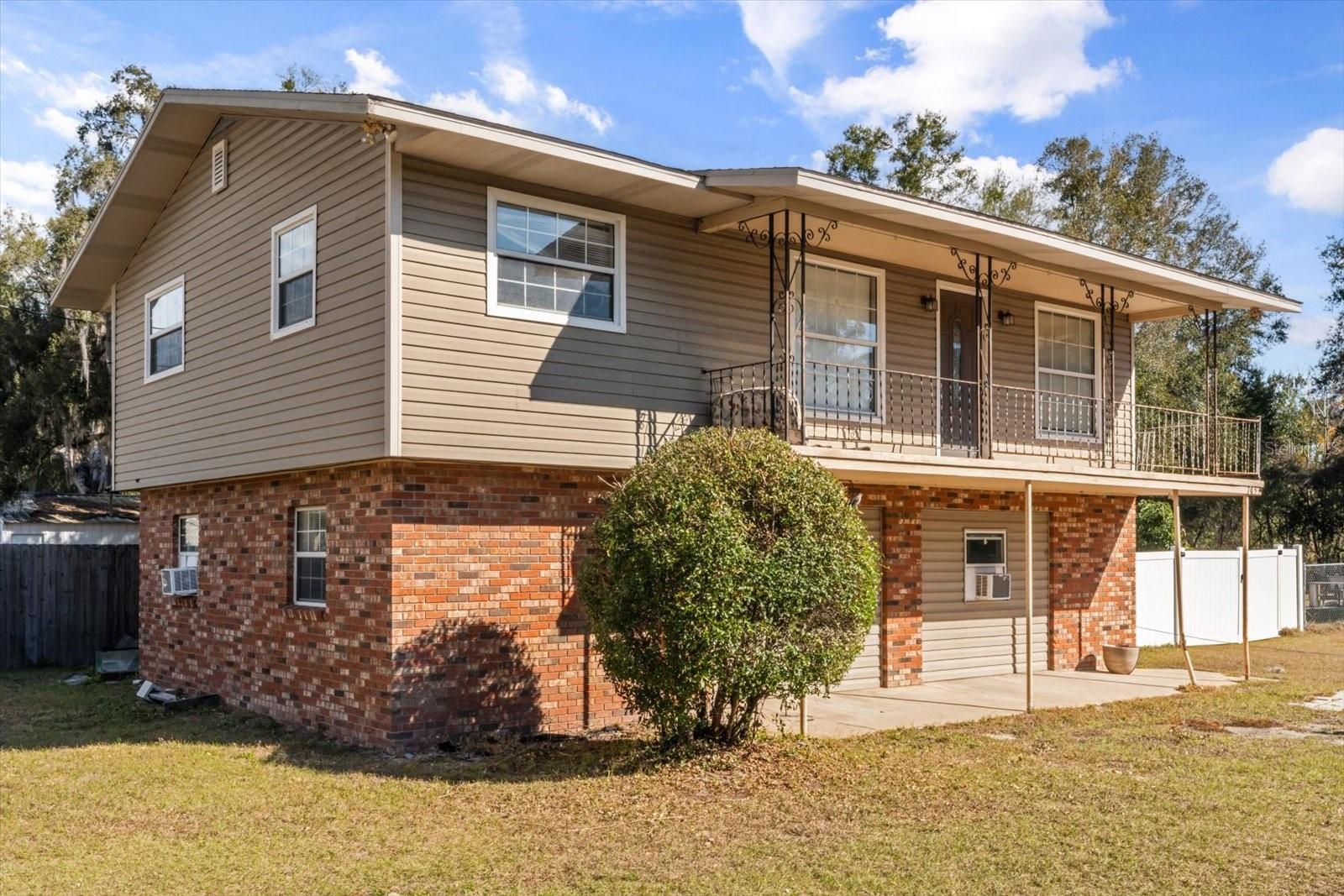 703 & 705 CLEVELAND AVE, WILDWOOD, FL, 34785