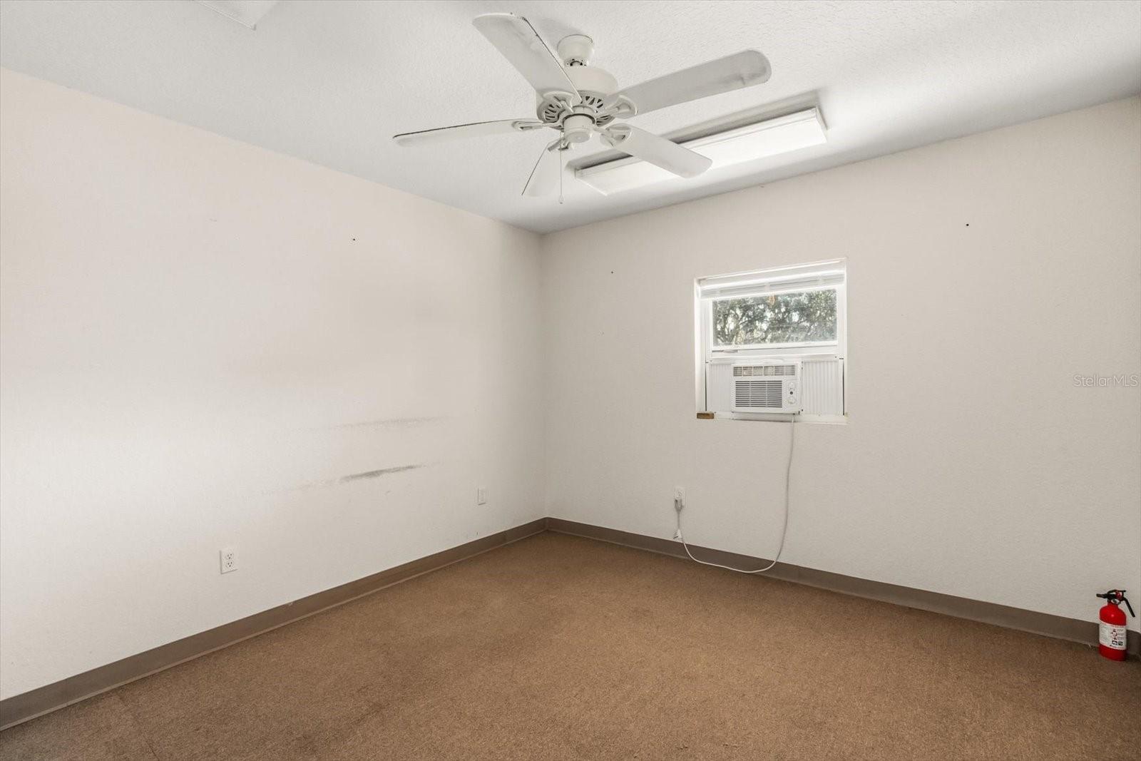 703 & 705 CLEVELAND AVE, WILDWOOD, FL, 34785