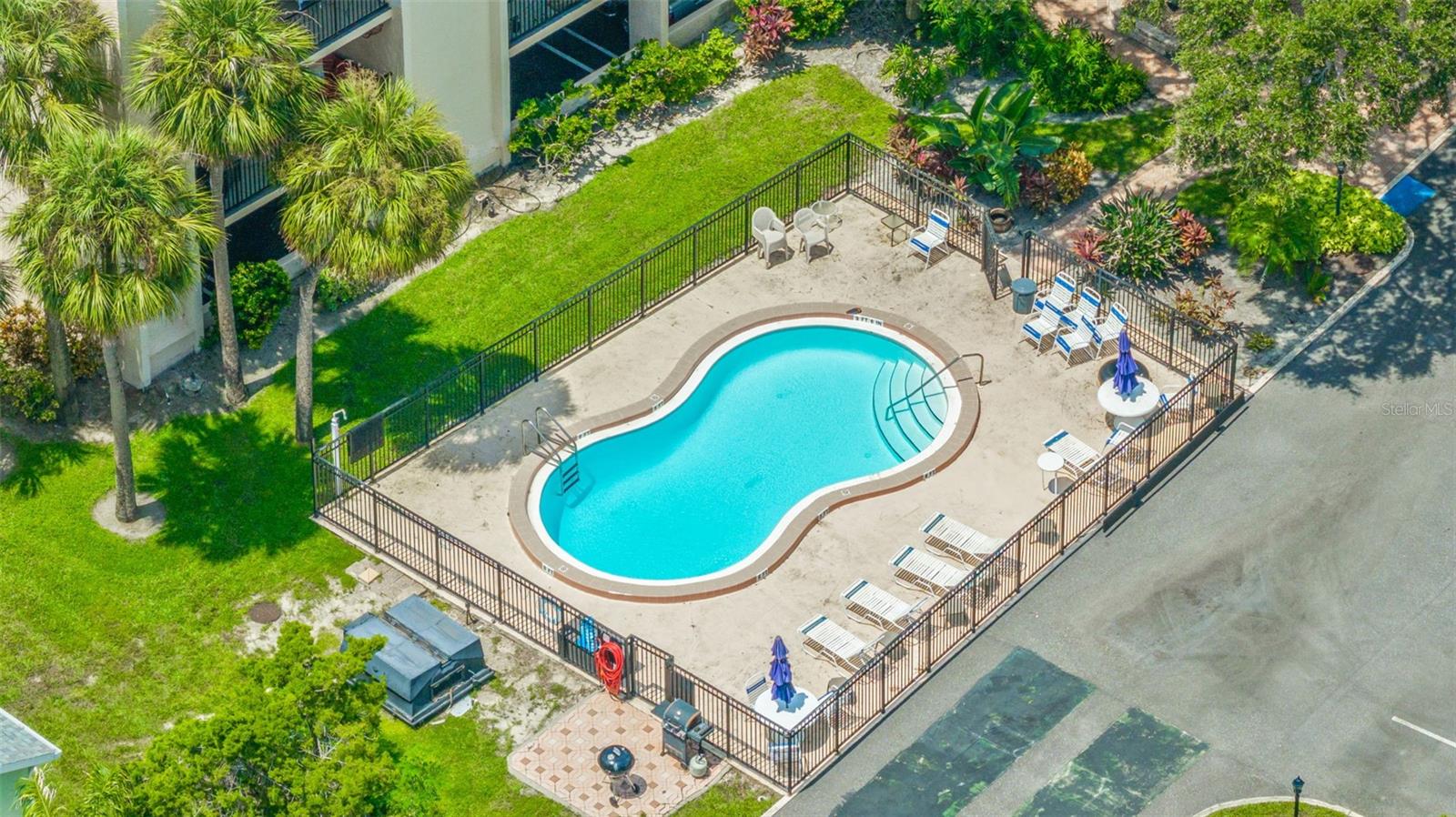 402 TARPON PT, TARPON SPRINGS, FL, 34689