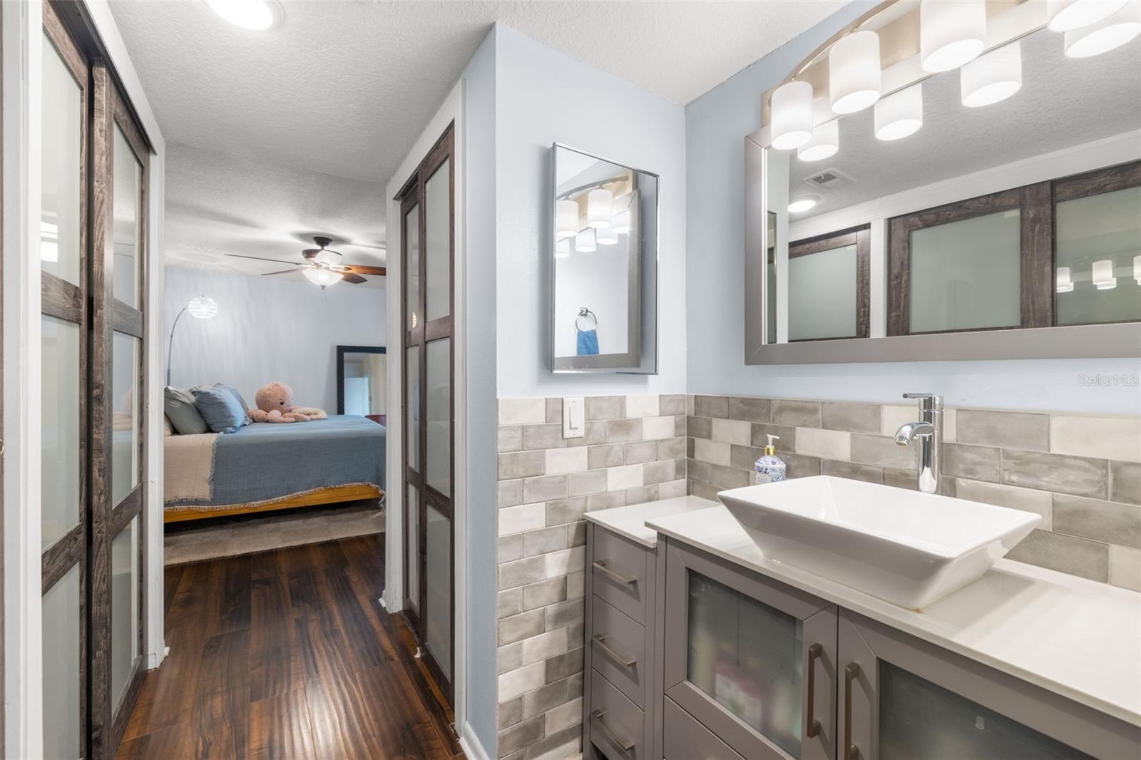 402 TARPON PT, TARPON SPRINGS, FL, 34689