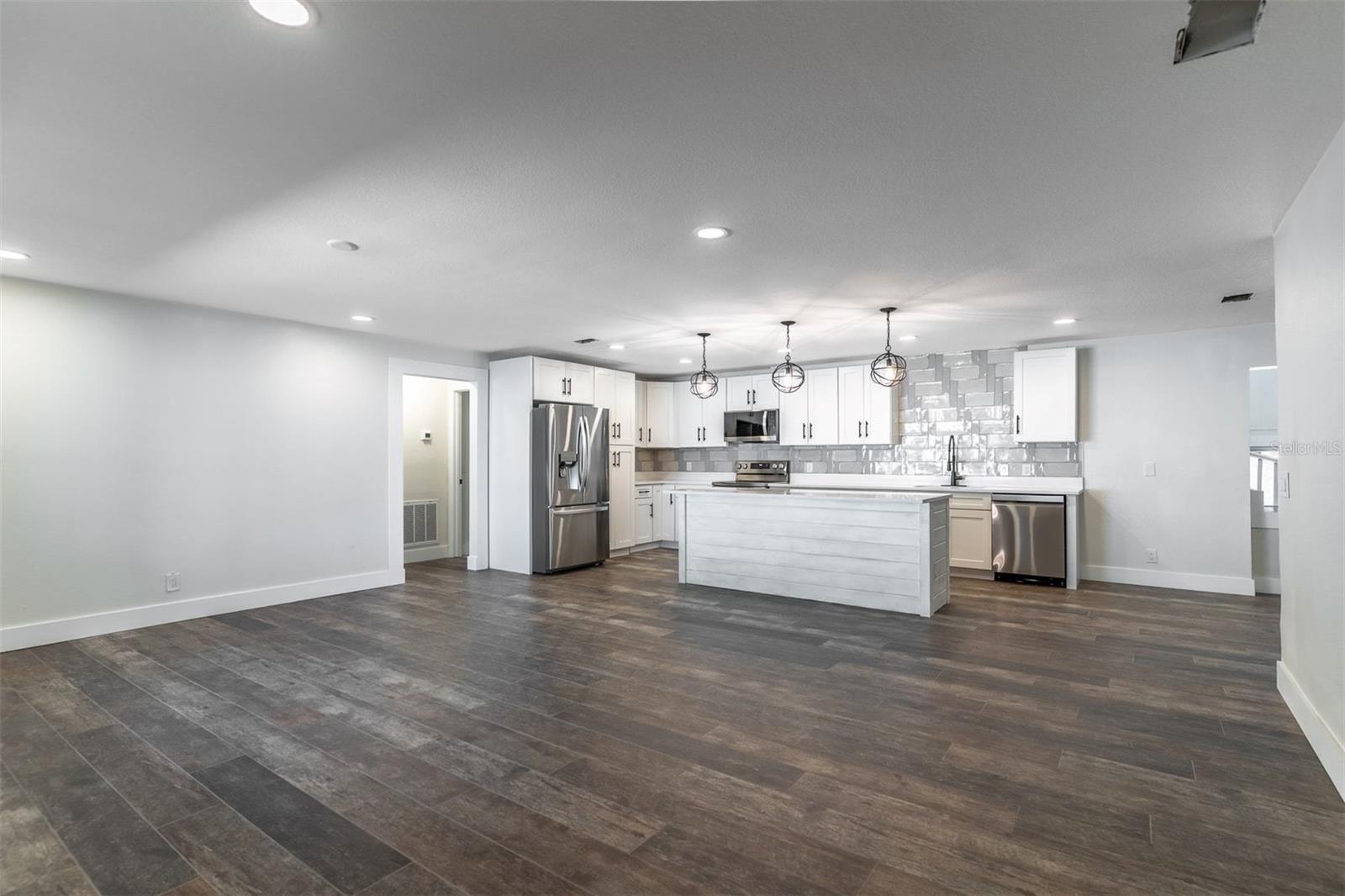 16880 SE 63RD LN, OCKLAWAHA, FL, 32179