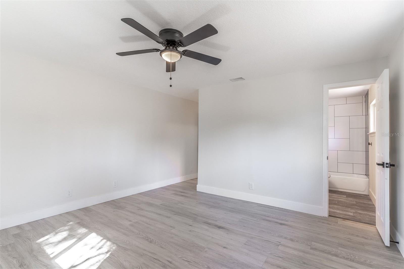 16880 SE 63RD LN, OCKLAWAHA, FL, 32179