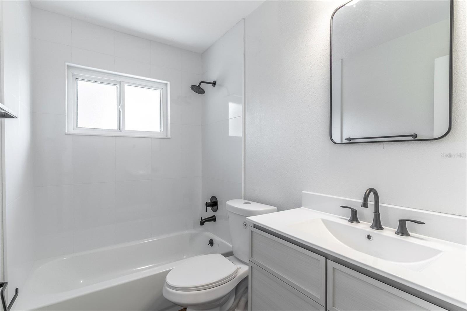 16880 SE 63RD LN, OCKLAWAHA, FL, 32179