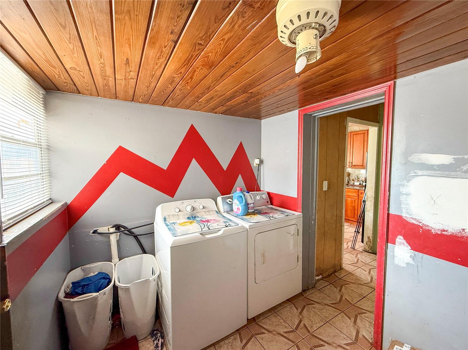 2403 GOLFVIEW ST, LAKELAND, FL, 33801