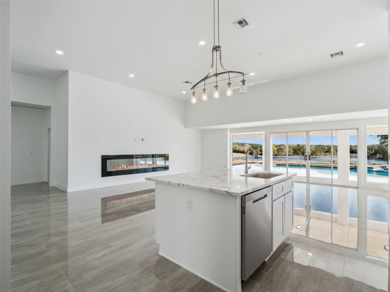 17850 CORALWOOD LN, GROVELAND, FL, 34736