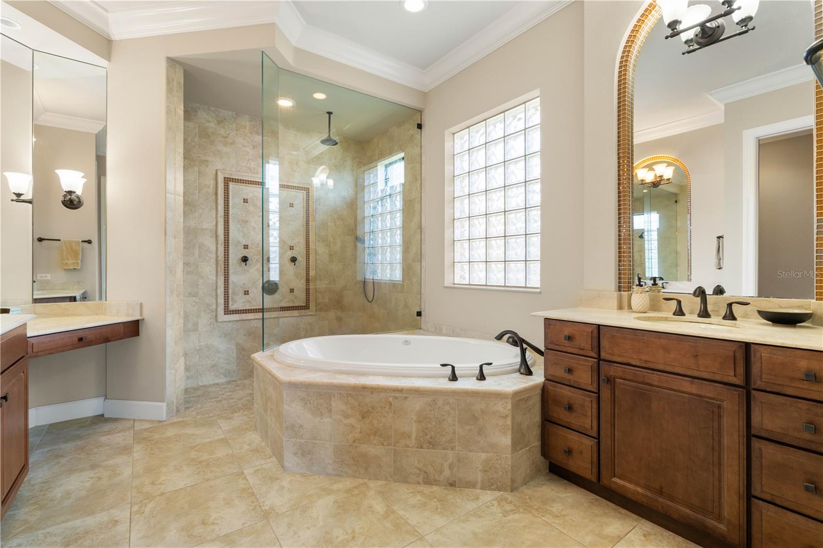 150 CRESCENT DR, PUNTA GORDA, FL, 33950