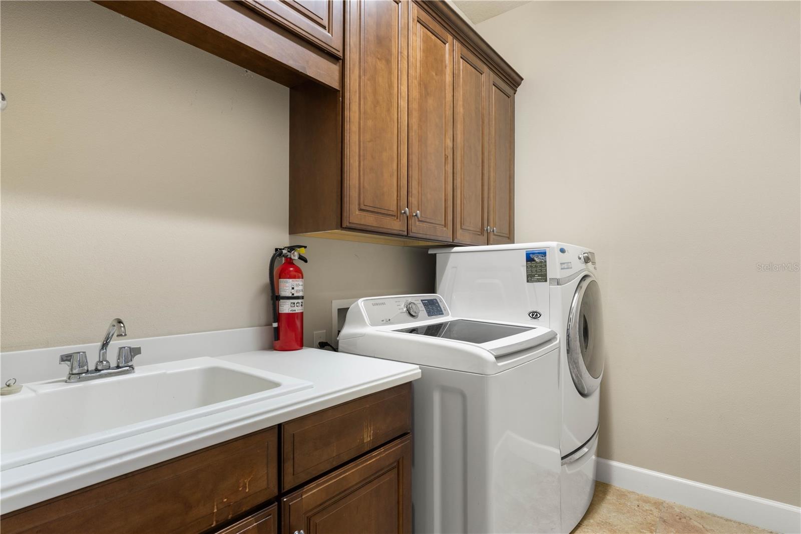 150 CRESCENT DR, PUNTA GORDA, FL, 33950