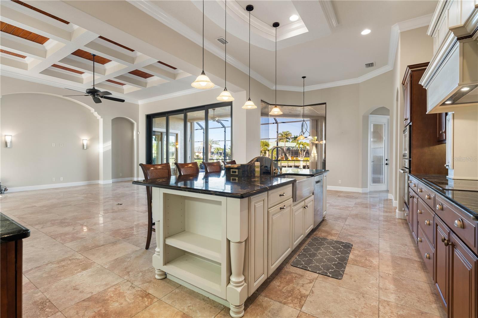 150 CRESCENT DR, PUNTA GORDA, FL, 33950