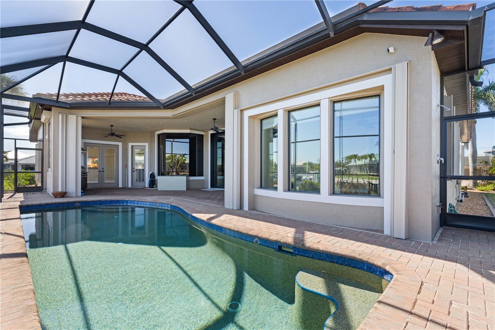 150 CRESCENT DR, PUNTA GORDA, FL, 33950