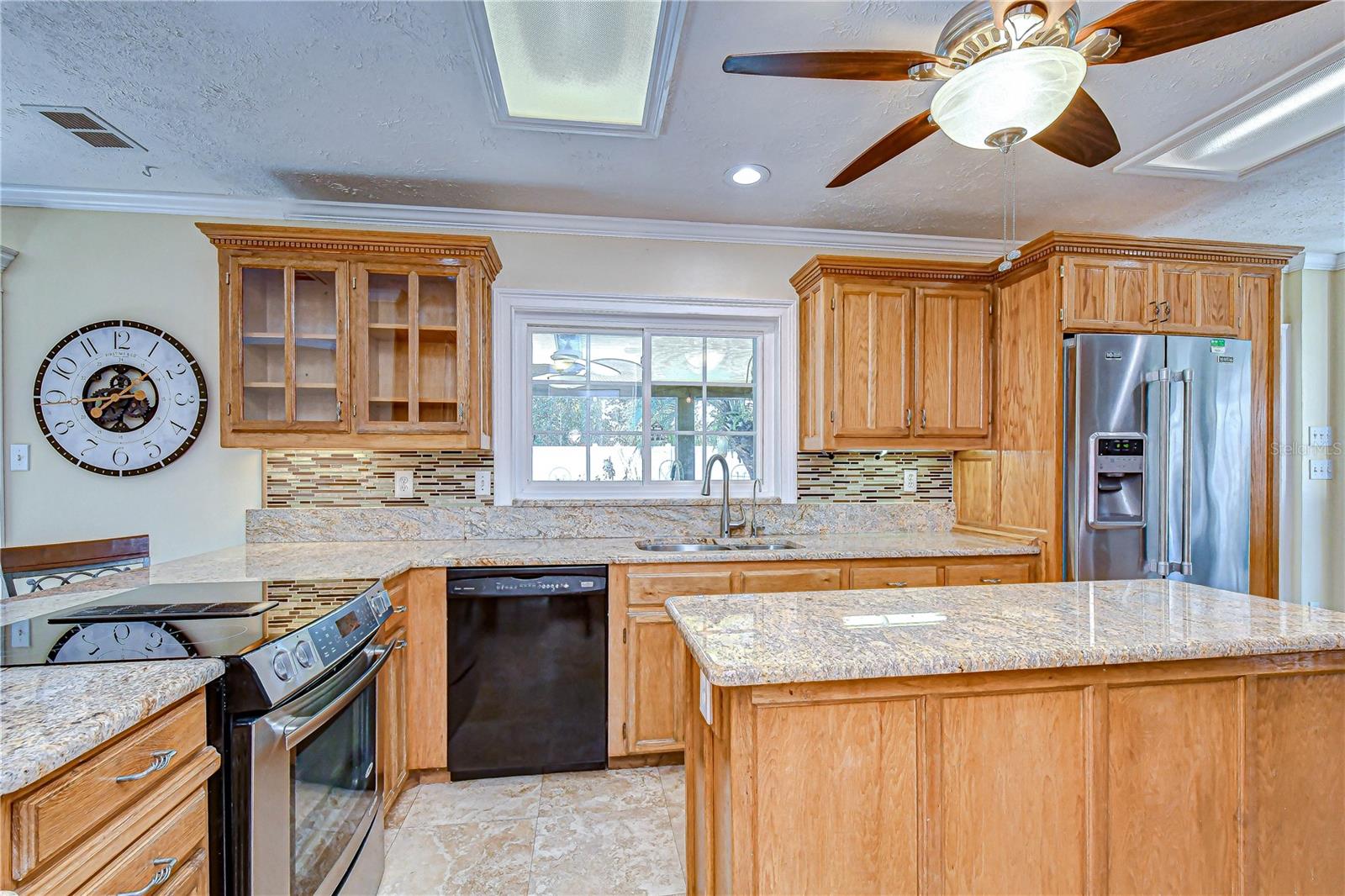 5008 COUNTRY HILLS DR, TAMPA, FL, 33624