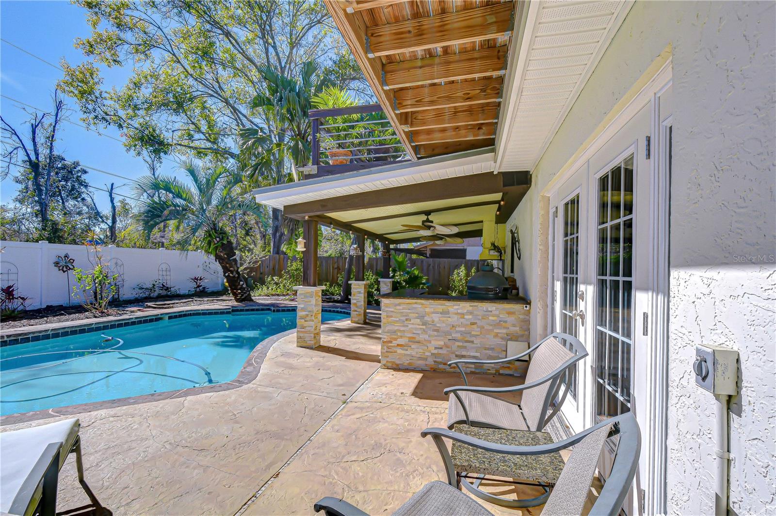 5008 COUNTRY HILLS DR, TAMPA, FL, 33624