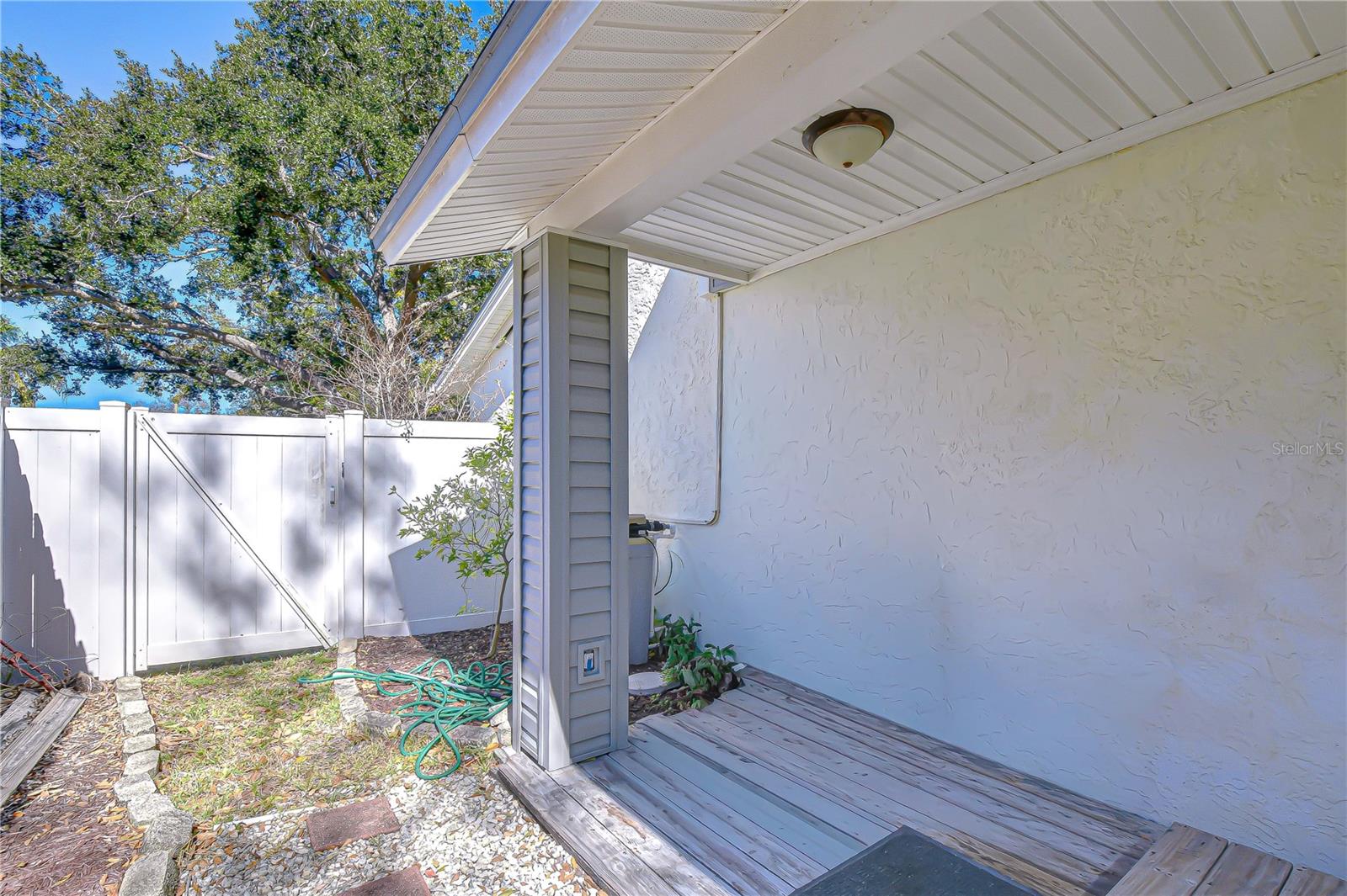 5008 COUNTRY HILLS DR, TAMPA, FL, 33624