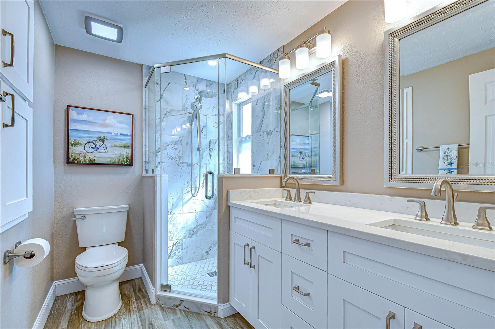 5008 COUNTRY HILLS DR, TAMPA, FL, 33624