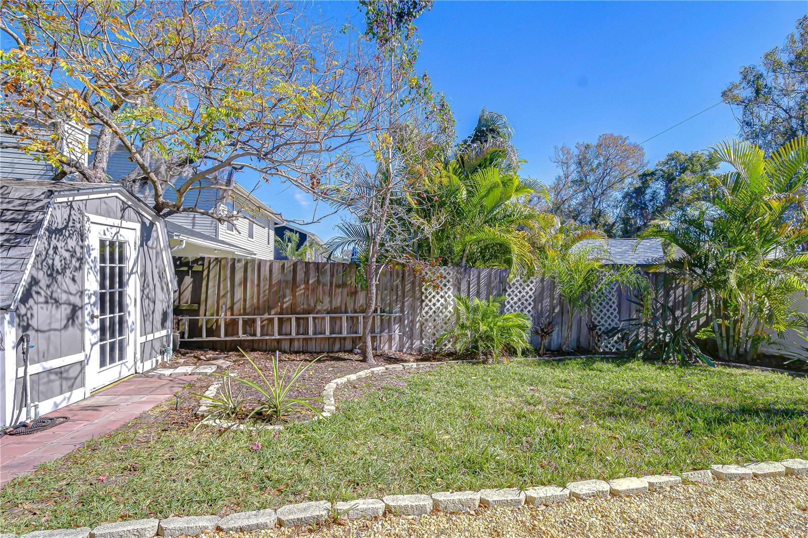 5008 COUNTRY HILLS DR, TAMPA, FL, 33624