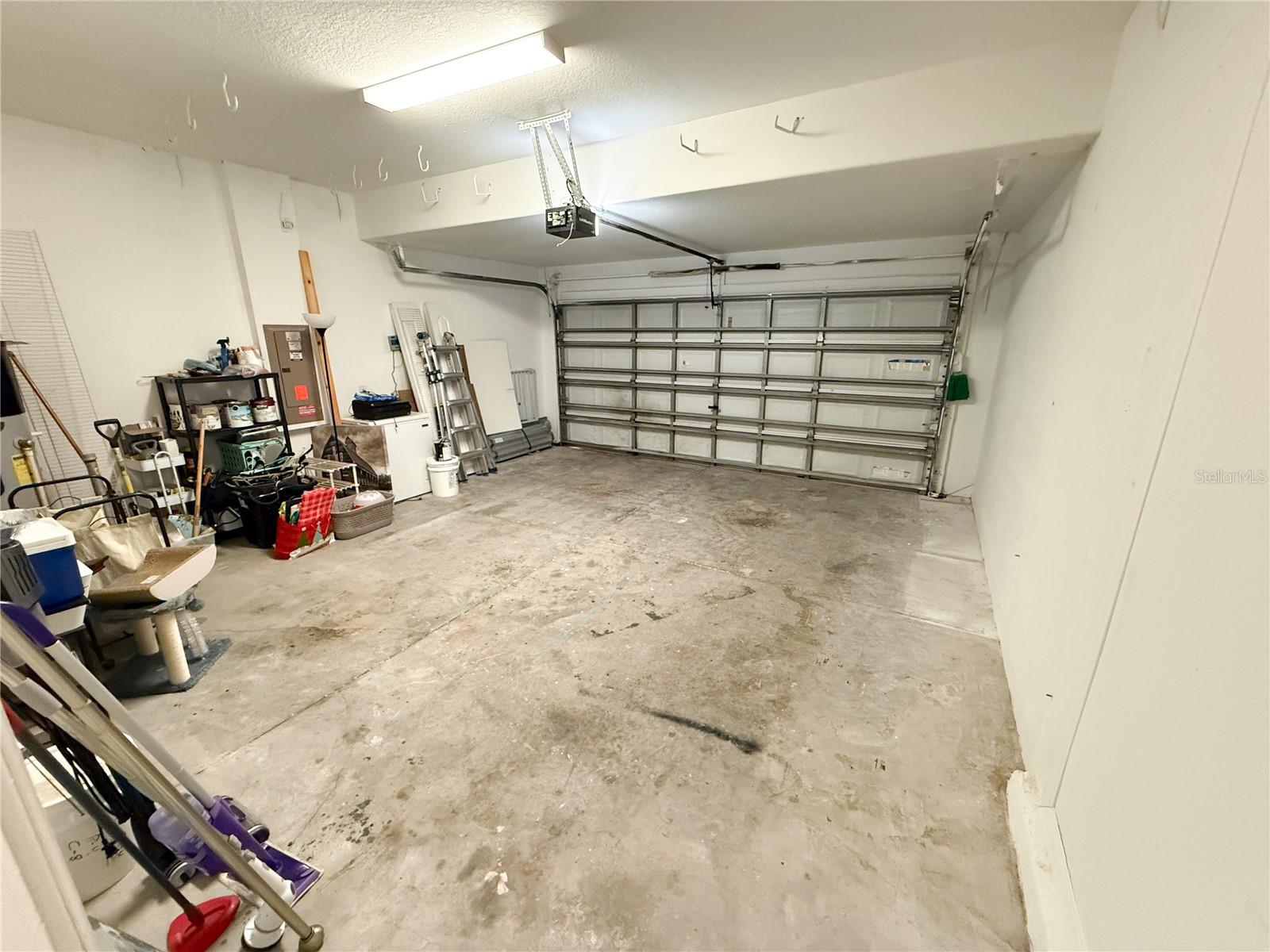 909 MEADOW GLADE DR, RUSKIN, FL, 33570