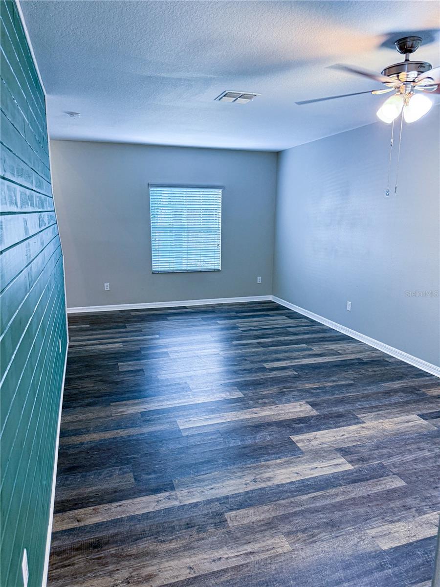 909 MEADOW GLADE DR, RUSKIN, FL, 33570