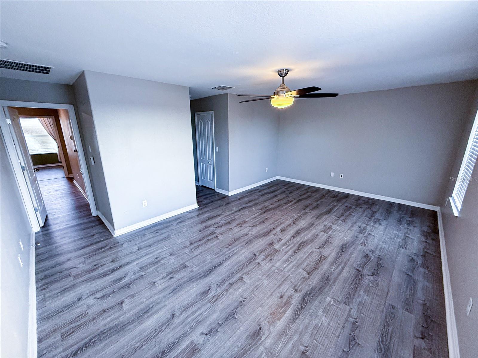 909 MEADOW GLADE DR, RUSKIN, FL, 33570