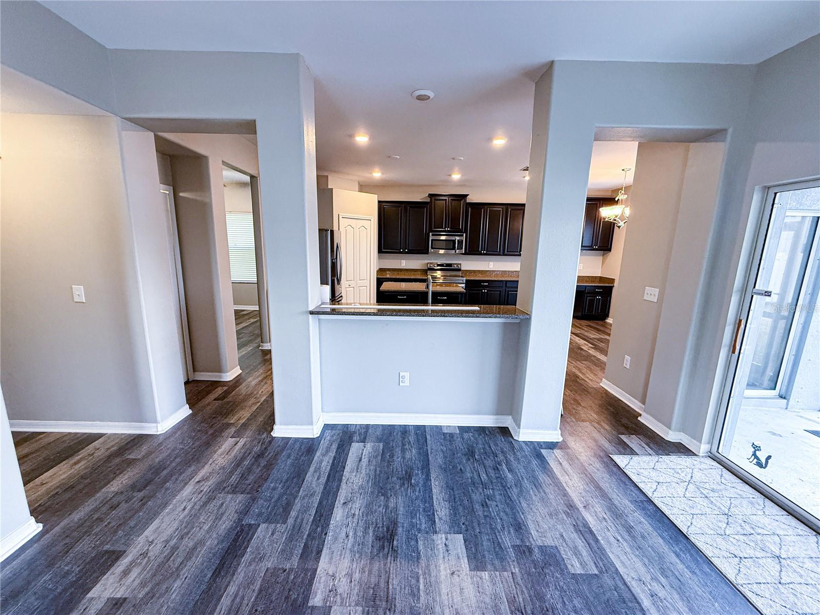 909 MEADOW GLADE DR, RUSKIN, FL, 33570