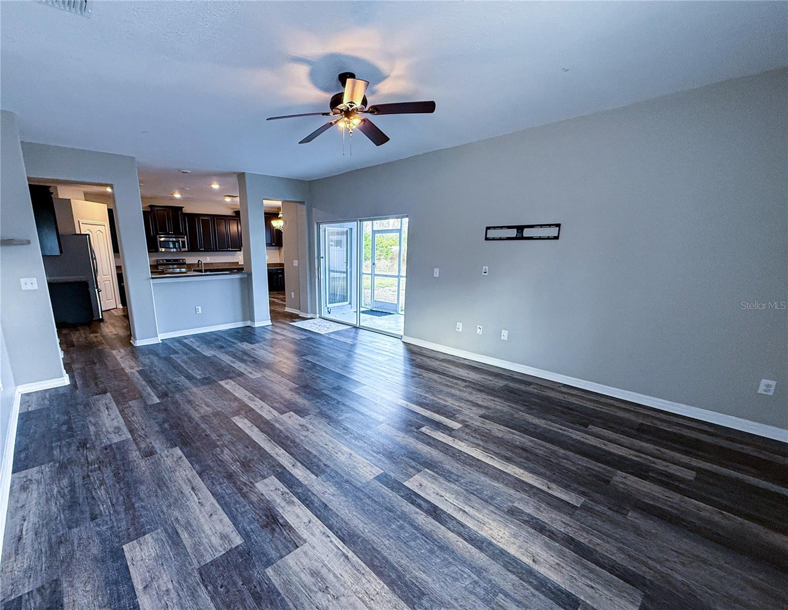 909 MEADOW GLADE DR, RUSKIN, FL, 33570