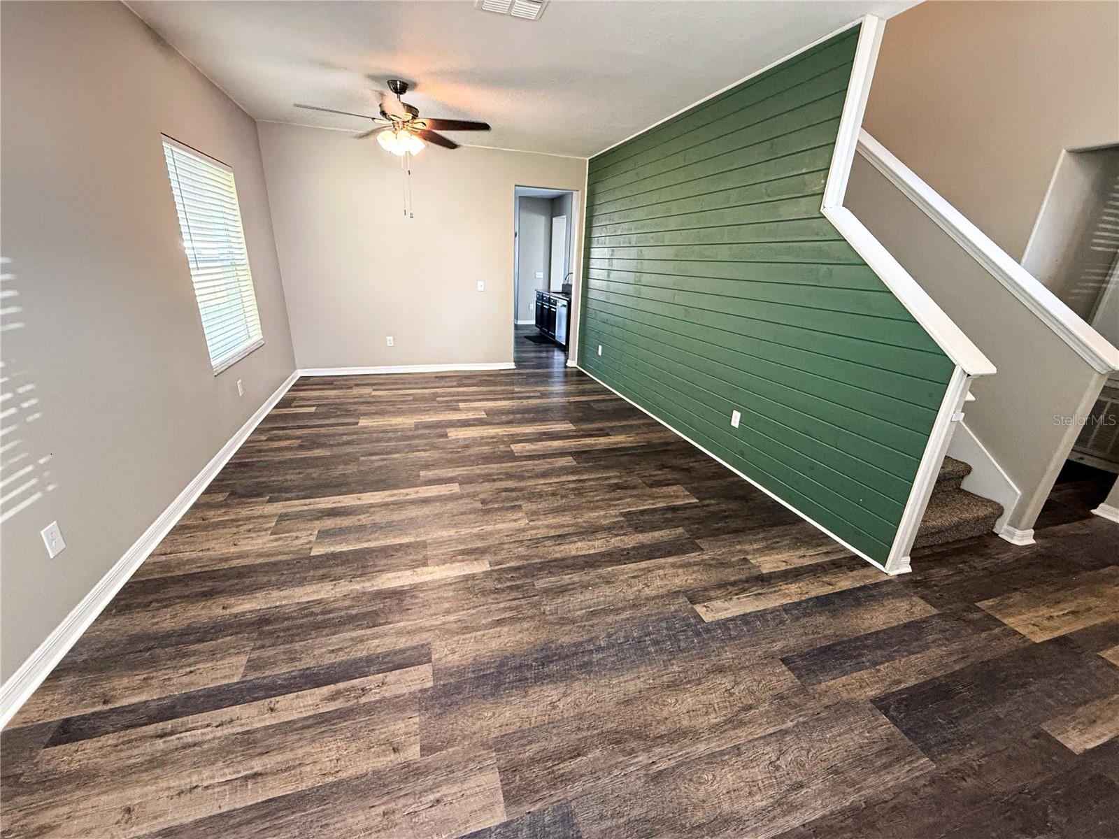 909 MEADOW GLADE DR, RUSKIN, FL, 33570