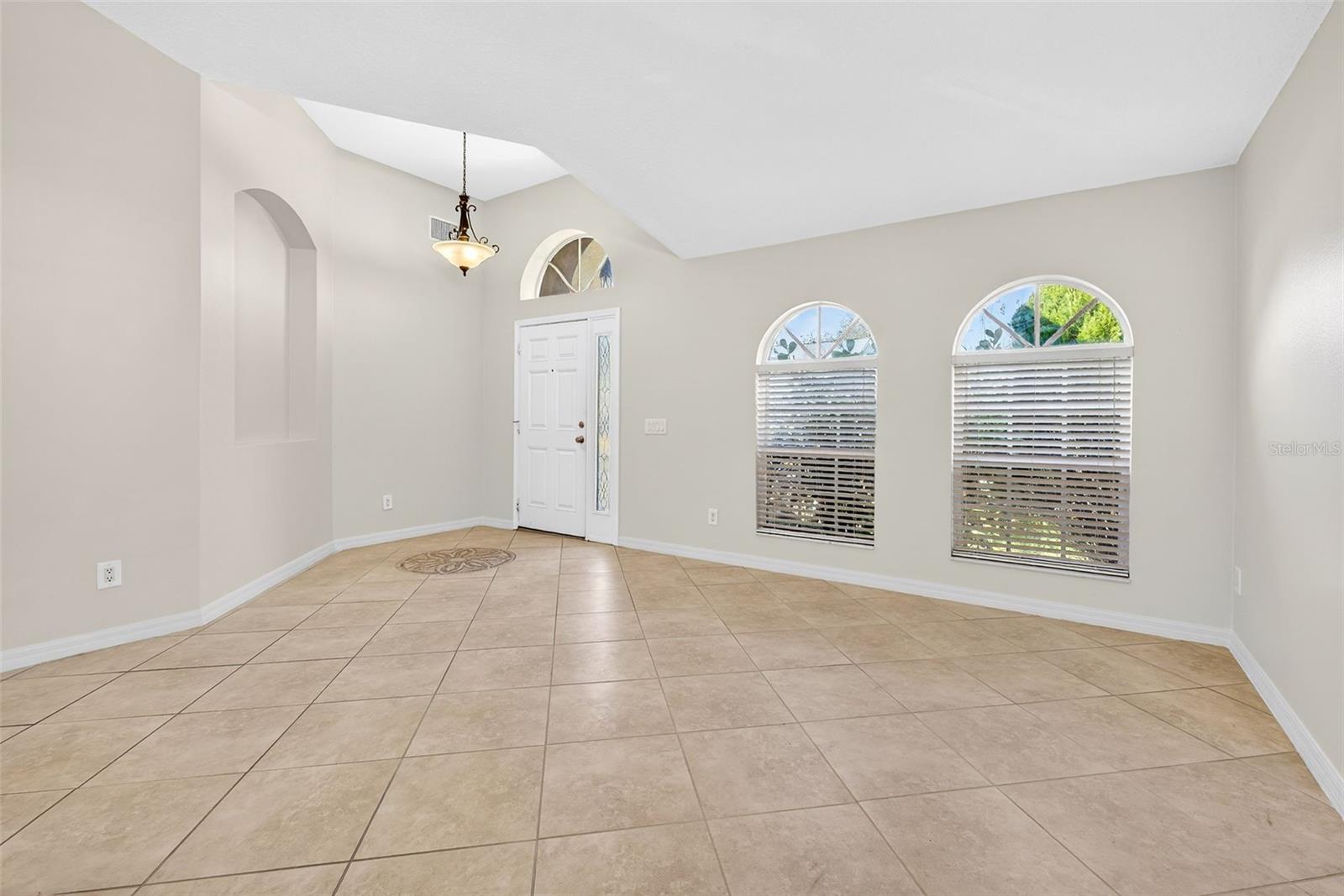 3517 CLOVER BLOSSOM CIR, LAND O LAKES, FL, 34638