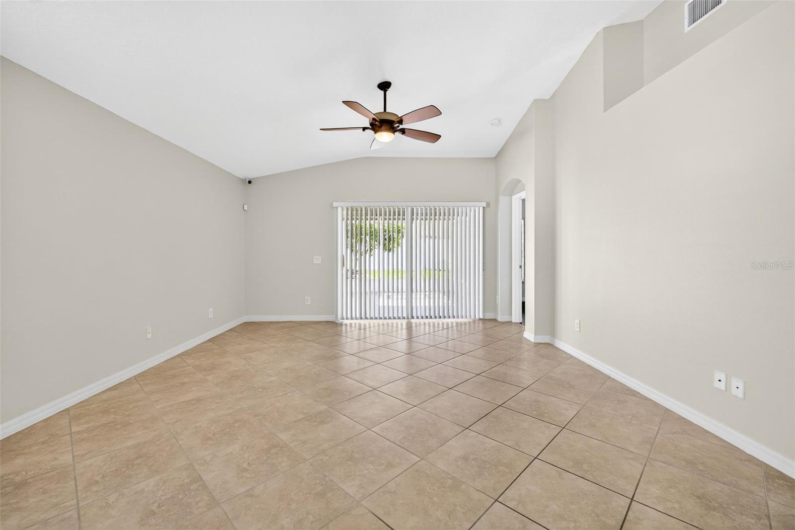 3517 CLOVER BLOSSOM CIR, LAND O LAKES, FL, 34638