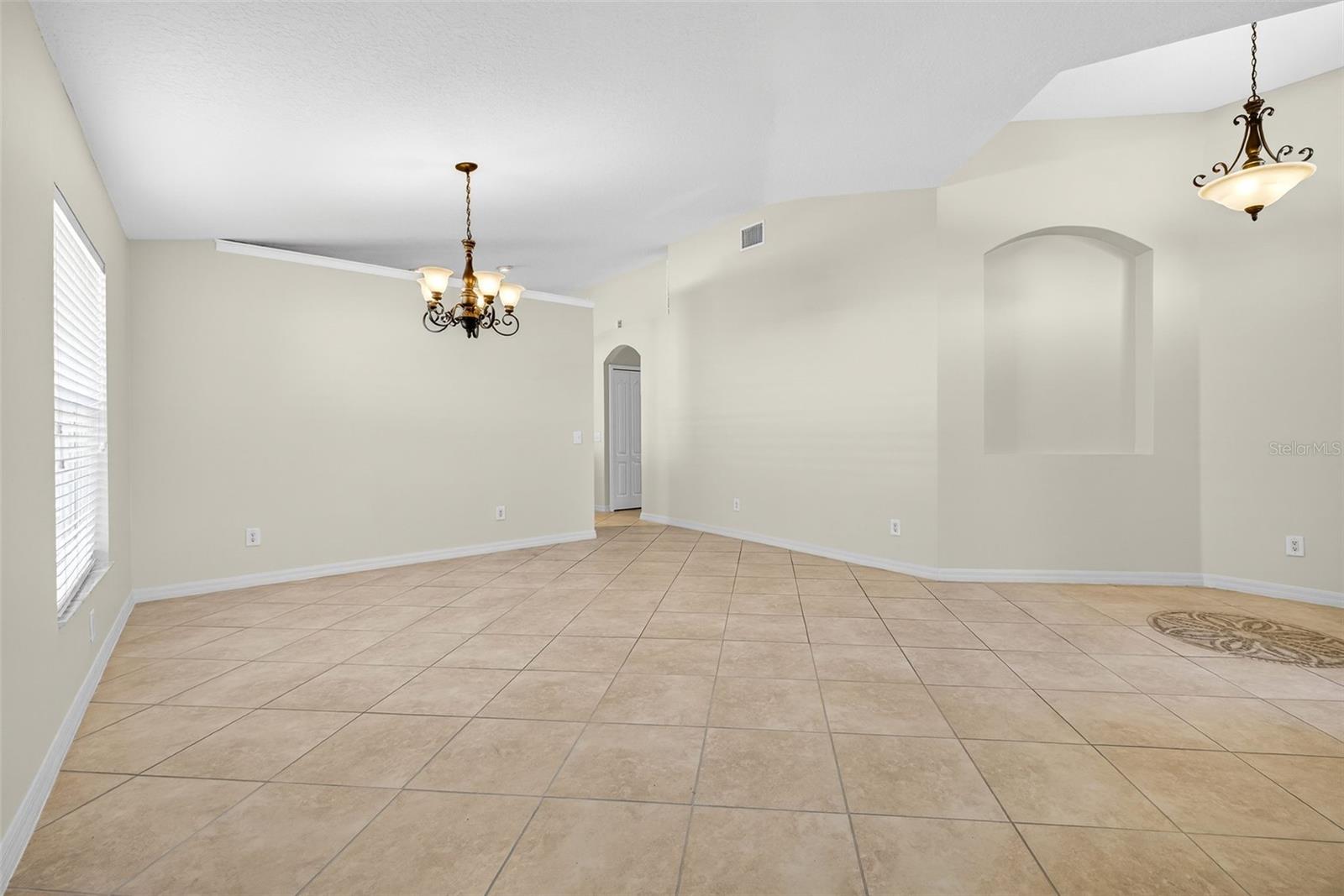 3517 CLOVER BLOSSOM CIR, LAND O LAKES, FL, 34638