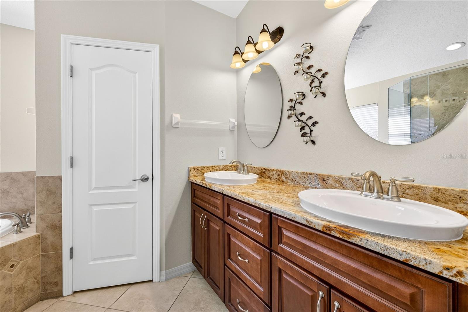 3517 CLOVER BLOSSOM CIR, LAND O LAKES, FL, 34638