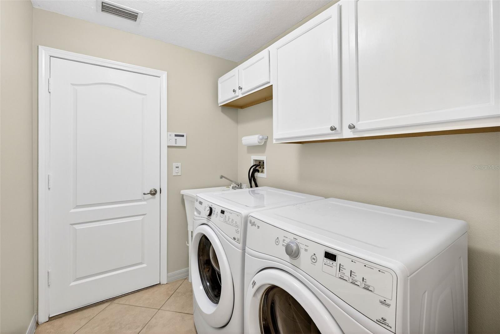 3517 CLOVER BLOSSOM CIR, LAND O LAKES, FL, 34638