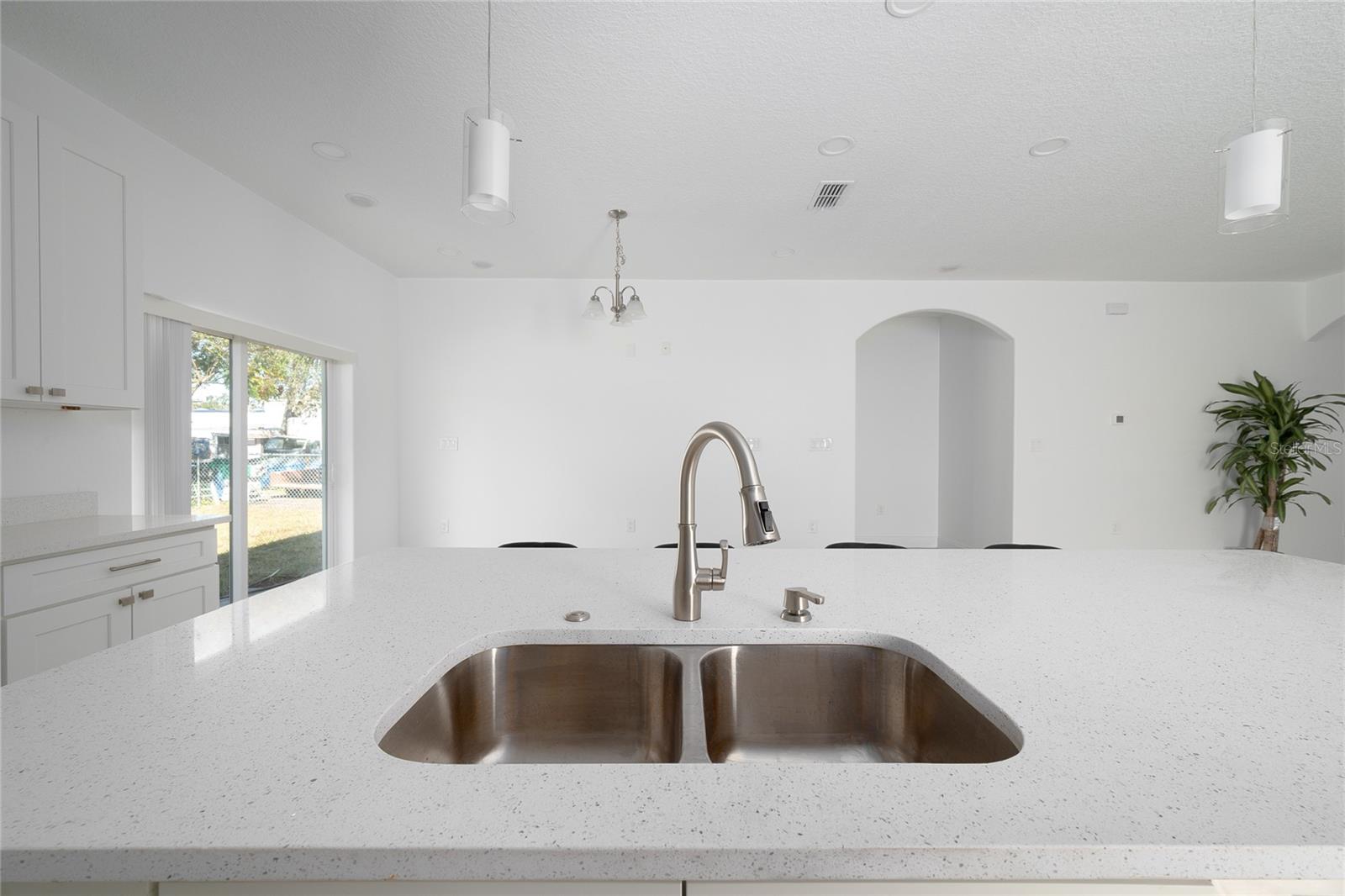 1758 S NASHVILLE AVE, ORLANDO, FL, 32805