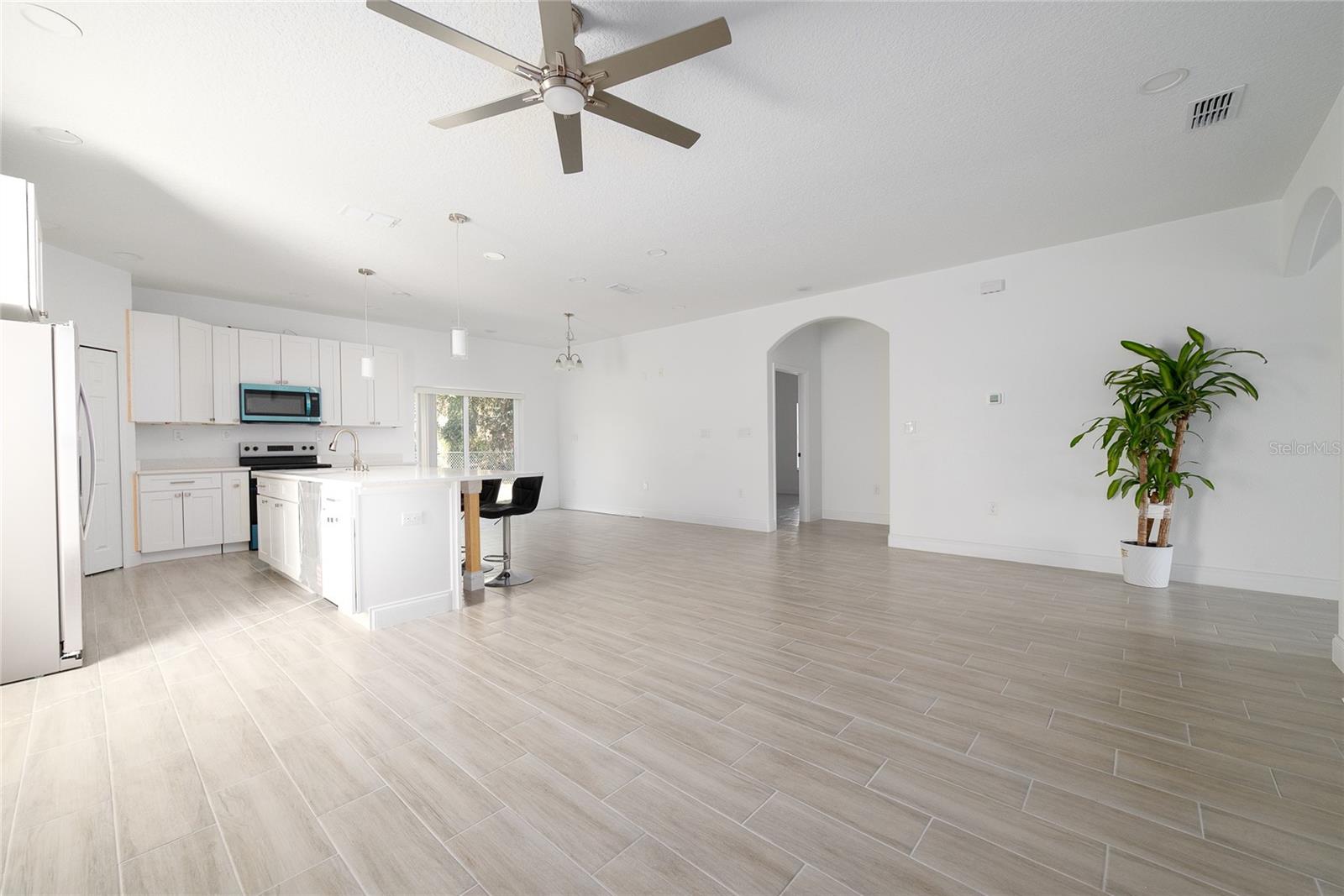 1758 S NASHVILLE AVE, ORLANDO, FL, 32805