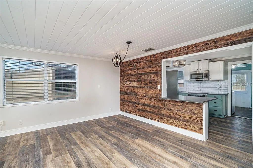 10820 S COUNTY ROAD 39, LITHIA, FL, 33547