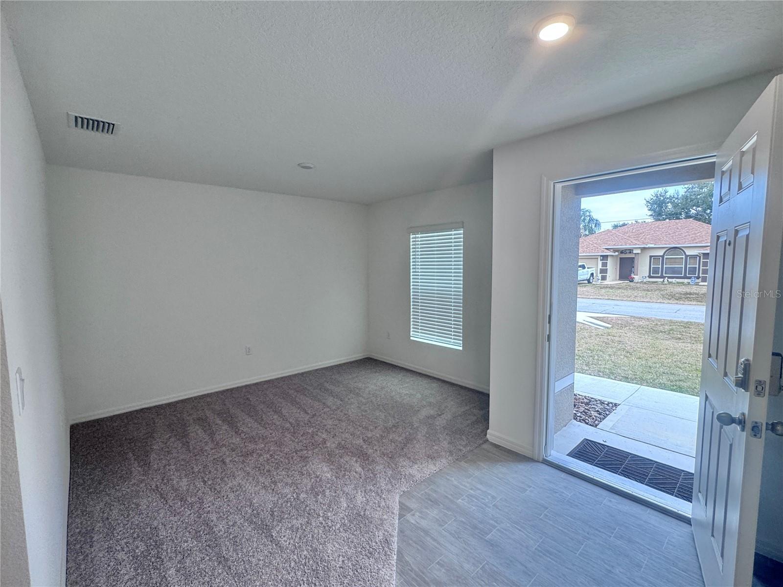 76 PINE CIRCLE DR, PALM COAST, FL, 32164